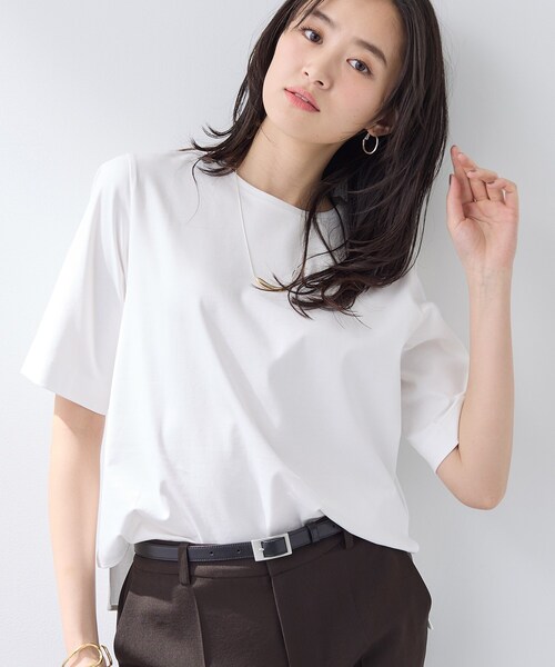 INDIVI（インディヴィ）の「【抗菌防臭／消臭】上品光沢コットンTシャツ（Tシャツ/カットソー・レディース・ホワイト/ブラック・38/34/15 /13/05）」の4枚目の写真