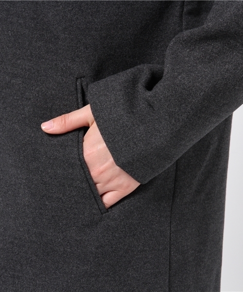 URBAN RESEARCH（アーバンリサーチ）の「UR ロングチェスターコート（チェスターコート・レディース・ベージュ系その他/グレー/ネイビー・FREE）」の10枚目の写真