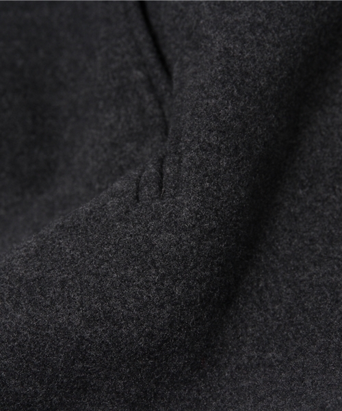 URBAN RESEARCH（アーバンリサーチ）の「UR ロングチェスターコート（チェスターコート・レディース・ベージュ系その他/グレー/ネイビー・FREE）」の12枚目の写真