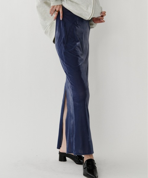 VION(ヴィオン)の「シアーベロアロングスカート / Sheer Velour Long Skirt(スカート・レディース・ブルー/ブラック/イエロー・FREE)」の12枚目の写真