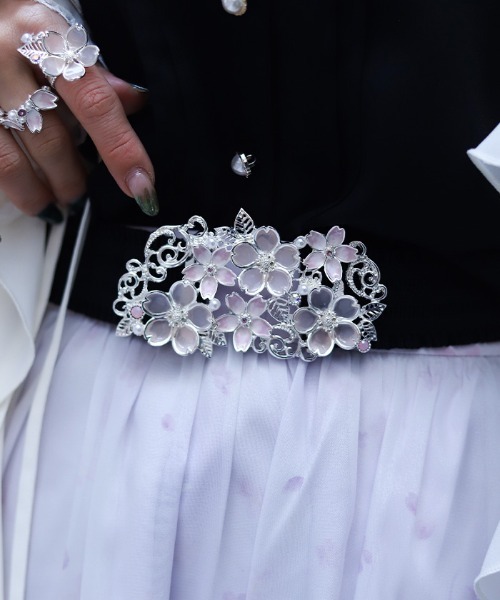 axes femme（アクシーズファム）の「桜モチーフゴムベルト（ベルト・レディース・ゴールド/シルバー・FREE）」の2枚目の写真