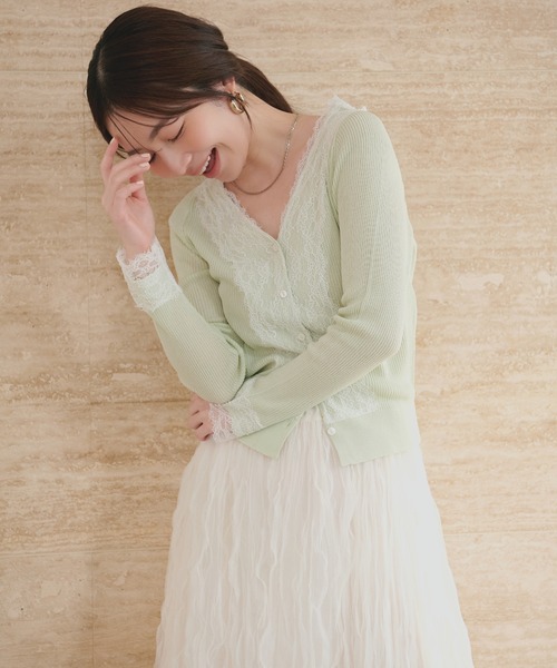 natural couture(ナチュラルクチュール)の「リバーレースVネックカーデ(カーディガン/ボレロ・レディース・サックスブルー/オレンジ系その他/オフホワイト/ネイビー/ミント/ラベンダー・FREE)」の17枚目の写真