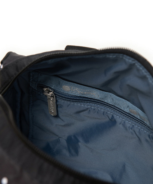 LeSportsac(レスポートサック)の「EVERYDAY SM SATCHEL ブリスドッツ(ショルダーバッグ・レディース・ブラック・FREE)」の8枚目の写真