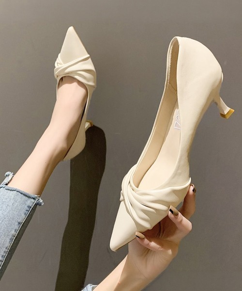 Miniministore(ミニミニストア)の「ツイストパンプスヒール選べるシューズ美脚(パンプス・レディース・ブラック系2/ブラック系3/ブラック系1/アイボリー系1/アイボリー系3/アイボリー系2・24.0cm/23.0cm/24.5cm/23.5cm/22.5cm)」の9枚目の写真
