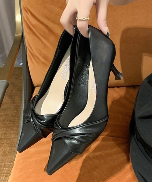 Miniministore(ミニミニストア)の「ツイストパンプスヒール選べるシューズ美脚(パンプス・レディース・ブラック系2/ブラック系3/ブラック系1/アイボリー系1/アイボリー系3/アイボリー系2・24.0cm/23.0cm/24.5cm/23.5cm/22.5cm)」の19枚目の写真
