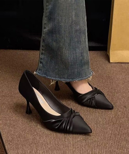 Miniministore(ミニミニストア)の「ツイストパンプスヒール選べるシューズ美脚(パンプス・レディース・ブラック系2/ブラック系3/ブラック系1/アイボリー系1/アイボリー系3/アイボリー系2・24.0cm/23.0cm/24.5cm/23.5cm/22.5cm)」の20枚目の写真