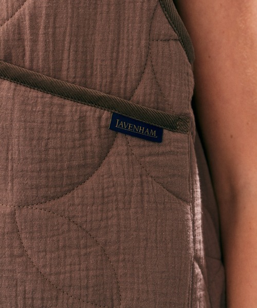 LAVENHAM(ラベンハム)の「Cropped Thornham Womens / クロップド ソーンハム ウィメンズ(ベスト・レディース・ブラック/ブルー系その他/ベージュ系その他5・10/12/6/8)」の19枚目の写真