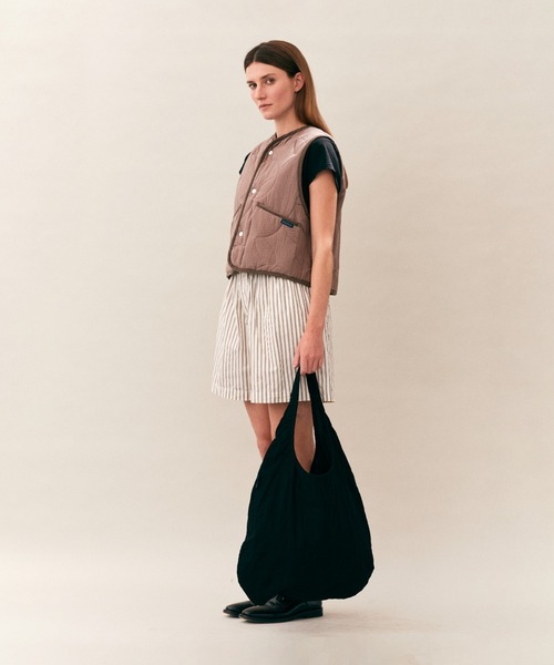 LAVENHAM(ラベンハム)の「Cropped Thornham Womens / クロップド ソーンハム ウィメンズ(ベスト・レディース・ブラック/ブルー系その他/ベージュ系その他5・10/12/6/8)」の16枚目の写真