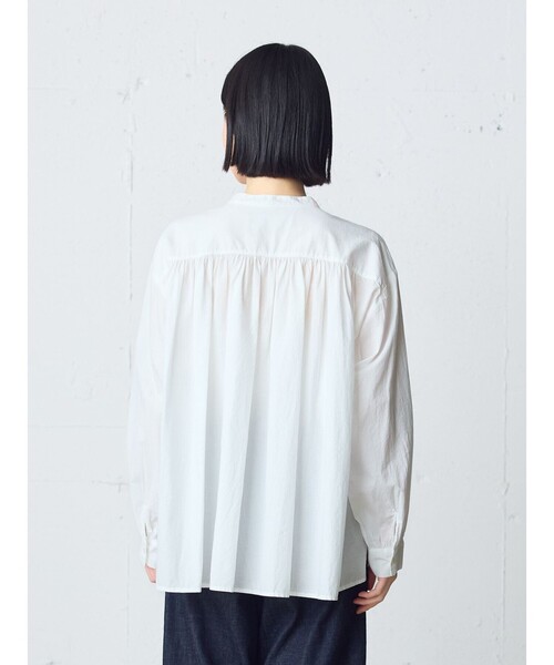 MidiUmi(ミディウミ)の「MidiUmi ギャザーワイドシャツ(シャツ/ブラウス・レディース・オフホワイト/ブラック/ベージュ/ピンク/ブラウン・FREE)」の14枚目の写真