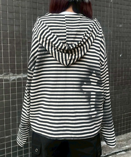 Never mind the XU（ネバーマインドザエックスユー）の「【Never mind the XU】spray cross zip up hoodie / 【ネバーマインド ザ エックスユー】スプレークロスジップパーカー（パーカー・メンズ・チャコール/ブラック×ホワイト/レッド・ONE SIZE）」の17枚目の写真