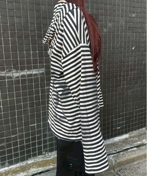 Never mind the XU（ネバーマインドザエックスユー）の「【Never mind the XU】spray cross zip up hoodie / 【ネバーマインド ザ エックスユー】スプレークロスジップパーカー（パーカー・メンズ・チャコール/ブラック×ホワイト/レッド・ONE SIZE）」の16枚目の写真