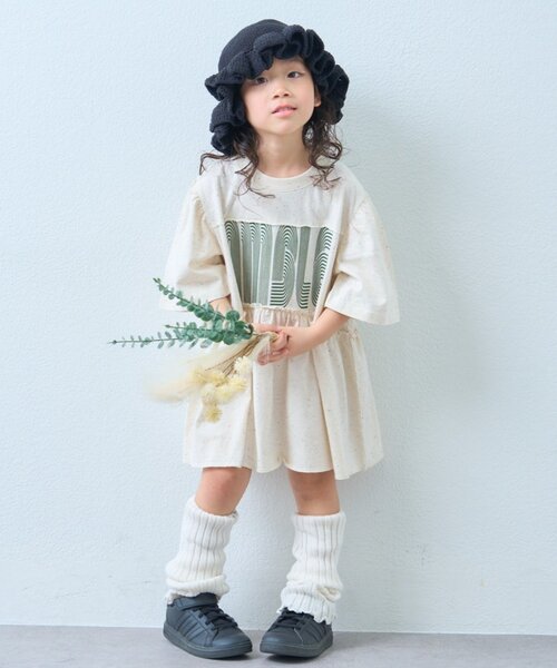 CIAOPANIC TYPY（チャオパニックティピー）の「【KIDS】《ジュニアサイズあり》厚盛ロゴ5分袖チュニックワンピ（ワンピース・キッズ・オフホワイト/チャコールグレー/グレー・150/130/110）」の2枚目の写真