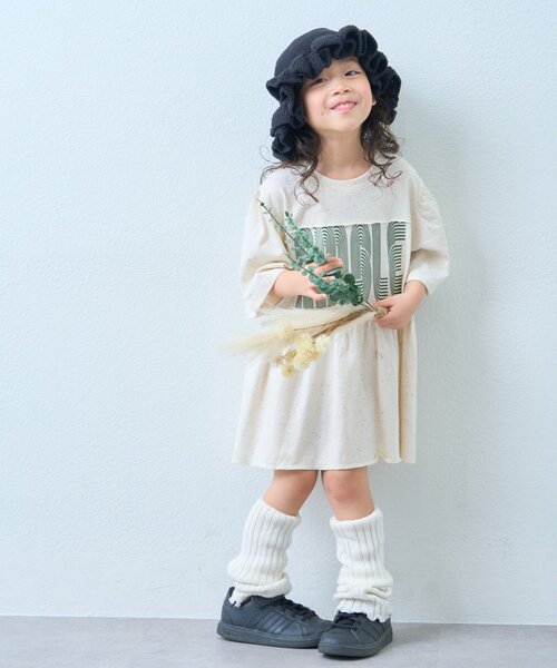 CIAOPANIC TYPY（チャオパニックティピー）の「【KIDS】《ジュニアサイズあり》厚盛ロゴ5分袖チュニックワンピ（ワンピース・キッズ・オフホワイト/チャコールグレー/グレー・150/130/110）」の4枚目の写真