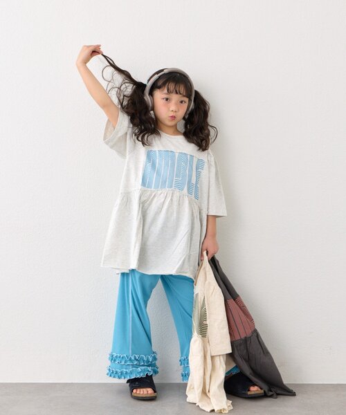 CIAOPANIC TYPY（チャオパニックティピー）の「【KIDS】《ジュニアサイズあり》厚盛ロゴ5分袖チュニックワンピ（ワンピース・キッズ・オフホワイト/チャコールグレー/グレー・150/130/110）」の5枚目の写真