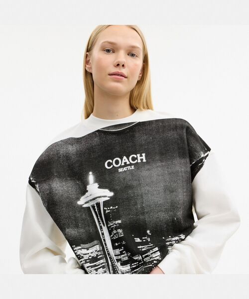 COACH(コーチ)の「ポストカード クルーネック スウェットシャツ(スウェット・レディース・ホワイト系その他・SMALL/MEDIUM)」の2枚目の写真