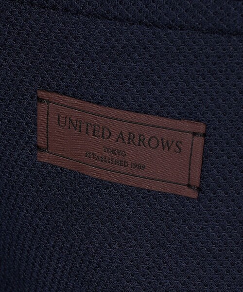 UNITED ARROWS(ユナイテッドアローズ)の「ソフト ハニカムメッシュ シングル 2ボタン テーラードジャケット COMFORT EASY‐MODEL(テーラードジャケット・メンズ・ネイビー・44/48/46/50)」の15枚目の写真