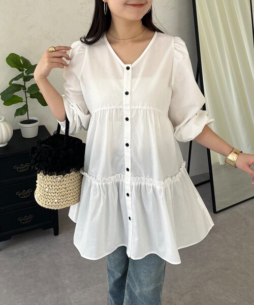 prose verse（プロズヴェール）の「ミドル丈裾フリルティアードブラウス（シャツ/ブラウス・レディース・オフホワイト/ブラック系その他・MEDIUM/LARGE）」の21枚目の写真