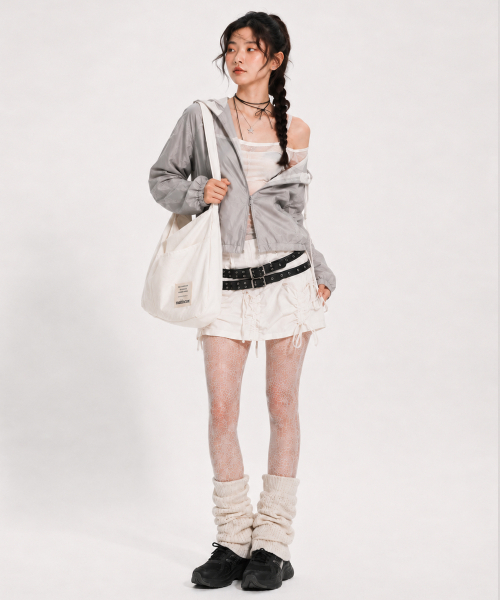 MATINCOX(マーティンコックス)の「MoodCurve - Canvas White(エコバッグ/サブバッグ・レディース・その他・FREE)」の1枚目の写真