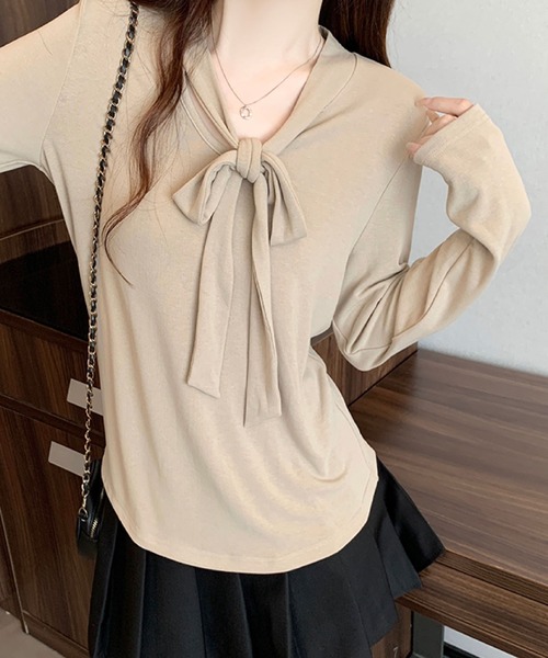 2ly2(トゥーリートゥー)の「ボウタイリボン ドレープネック 長袖トップス / フェミニン ボウタイカットソー(Tシャツ/カットソー・レディース・ボルドー/アイボリー/ブラック/ベージュ・FREE)」の9枚目の写真