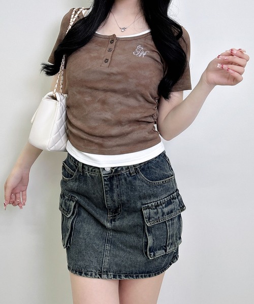 INGNI(イング)の「ムラ染めヘンリーネックレイヤード胸ロゴトップス(Tシャツ/カットソー・レディース・ブラウン/ブラック/オフホワイト・M)」の19枚目の写真