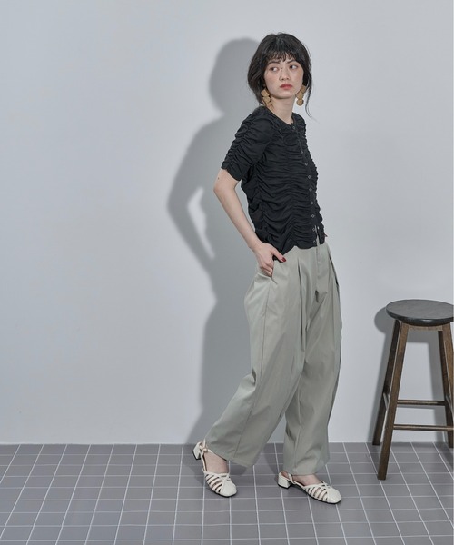 THE YOn(ザヨン)の「ボックスタックツイルワイドパンツ(カーゴパンツ・レディース・ベージュ/セージグリーン/チャコールグレー・S/M)」の14枚目の写真