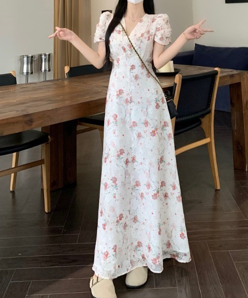 LUCPY(ラクピー)の「フラワープリントカシュクールロングワンピース(ワンピース・レディース・ピンク・X-LARGE/LARGE/MEDIUM/SMALL)」の1枚目の写真