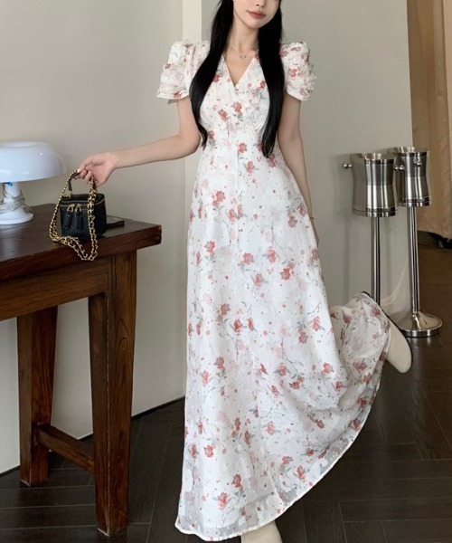 LUCPY(ラクピー)の「フラワープリントカシュクールロングワンピース(ワンピース・レディース・ピンク・X-LARGE/LARGE/MEDIUM/SMALL)」の2枚目の写真