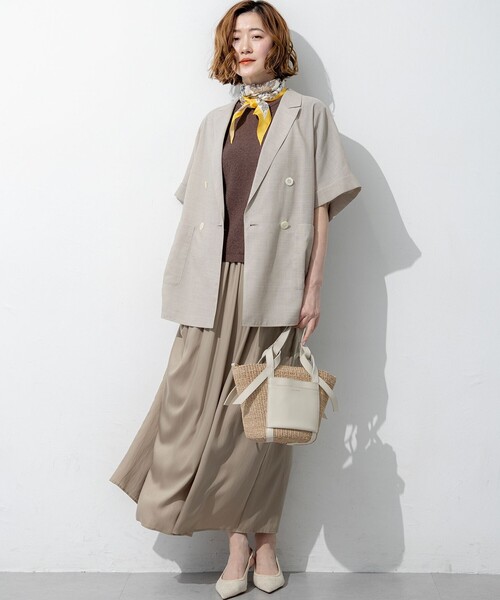 23区(ニジュウサンク)の「ウォッシャブルボイル ハーフスリーブ ダブル ジャケット(その他アウター・レディース・ベージュ系/グレー系・38)」の6枚目の写真