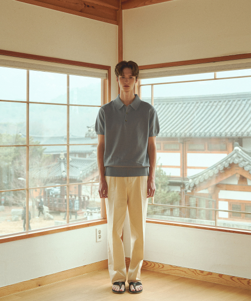 BELLIEF(ベリーフ)の「Essential Hard Twist Cotton Short Sleeve Polo Knit (Ice Blue)(ニット/セーター・メンズ・その他・LARGE/MEDIUM/X-LARGE)」の2枚目の写真