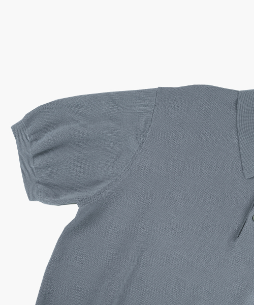 BELLIEF(ベリーフ)の「Essential Hard Twist Cotton Short Sleeve Polo Knit (Ice Blue)(ニット/セーター・メンズ・その他・LARGE/MEDIUM/X-LARGE)」の4枚目の写真