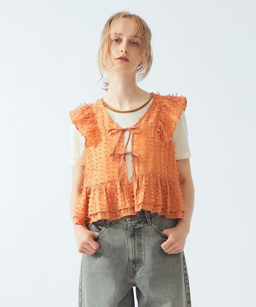 Ray BEAMS(レイビームス)の「フリンジ ラッフル フレンチスリーブ ブラウス(シャツ/ブラウス・レディース・オレンジ/ブラック・ONE SIZE)」の10枚目の写真