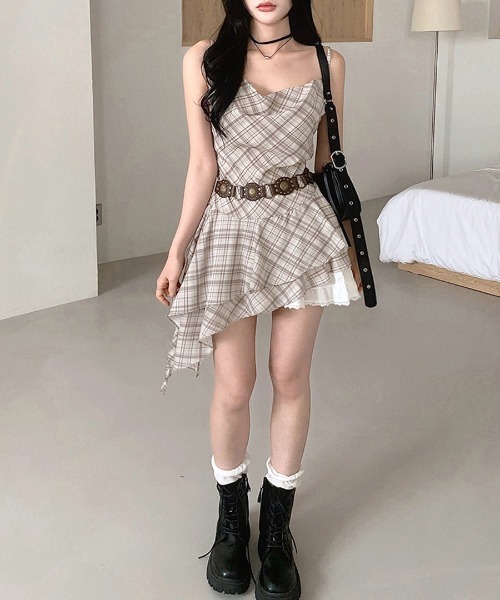 Riff(リフ)の「アシメチェックキャミワンピース(ワンピース・レディース・モカ/グレー・FREE)」の17枚目の写真