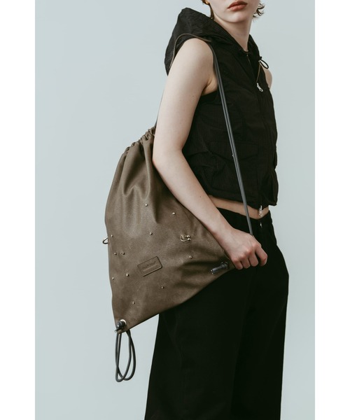 Knuth Marf（クヌースマーフ）の「leather drawstring bag（バックパック/リュック・レディース・ブラック/ライトグレー・ONE SIZE）」の11枚目の写真