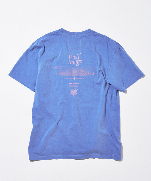 SAYHELLO(セイハロー)の「SAYHELLO / セイハロー 別注 プリント Tシャツ(Tシャツ/カットソー・メンズ・オレンジ/ホワイト/ブラック/ブルー系その他/ブラック系その他・MEDIUM/LARGE)」の8枚目の写真