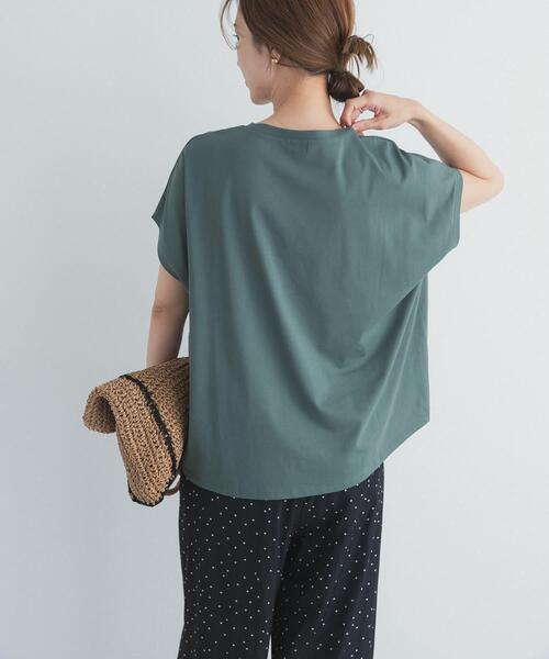 URBAN RESEARCH DOORS（アーバンリサーチドアーズ）の「『UR TECH』汗染み防止ドルマンTシャツ（Tシャツ/カットソー・レディース・ネイビー/グリーン/オフホワイト/チャコールグレー・FREE）」の21枚目の写真