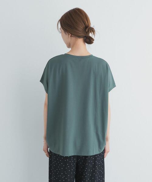 URBAN RESEARCH DOORS（アーバンリサーチドアーズ）の「『UR TECH』汗染み防止ドルマンTシャツ（Tシャツ/カットソー・レディース・ネイビー/グリーン/オフホワイト/チャコールグレー・FREE）」の5枚目の写真