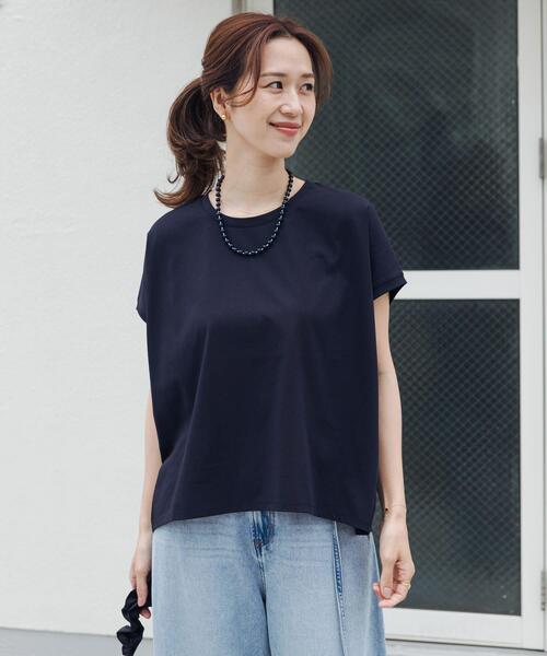 URBAN RESEARCH DOORS（アーバンリサーチドアーズ）の「『UR TECH』汗染み防止ドルマンTシャツ（Tシャツ/カットソー・レディース・ネイビー/グリーン/オフホワイト/チャコールグレー・FREE）」の9枚目の写真