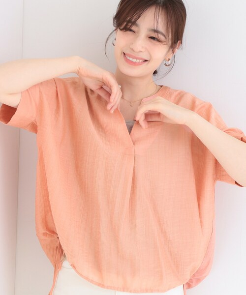 SHOO・LA・RUE（シューラルー）の「【高レビュー/体型カバー】インせず着られる スキッパー裾リボンブラウス（シャツ/ブラウス・レディース・ブルー系その他/オレンジ/オフホワイト/グリーン/チャコールグレー・00）」の5枚目の写真