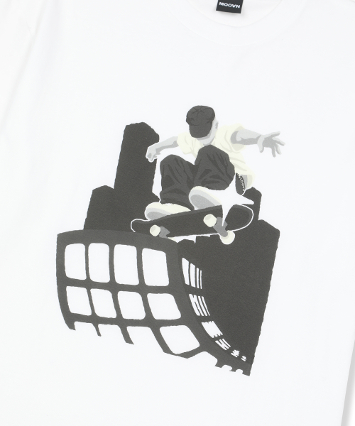 MOOVN（ムブン）の「[ムーブン x マウスログリーム] アートワーク半袖Tシャツ ホワイト（Tシャツ/カットソー・メンズ・その他・MEDIUM/LARGE/SMALL）」の2枚目の写真