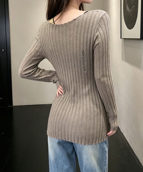 Miniministore(ミニミニストア)の「ダメージ シアーニットトップス長袖透け感(Tシャツ/カットソー・レディース・ブラック/ホワイト/グレイッシュベージュ・FREE)」の15枚目の写真