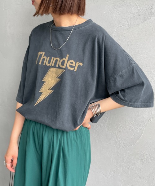 REMI RELIEF（レミレリーフ）の「[REMI RELIEF/レミレリーフ] 別注 ビッグシルエット SP加工プリントTシャツ（Tシャツ/カットソー・レディース・D/B/C/A/F/E・F/S/M）」の4枚目の写真
