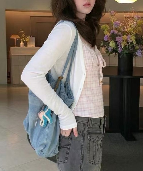 Lis ardent（リスアルダン）の「2点セット　チェック柄キャミ×UV対策薄手カーディガン（セットアップ・レディース・ホワイト/ブラック・M）」の7枚目の写真