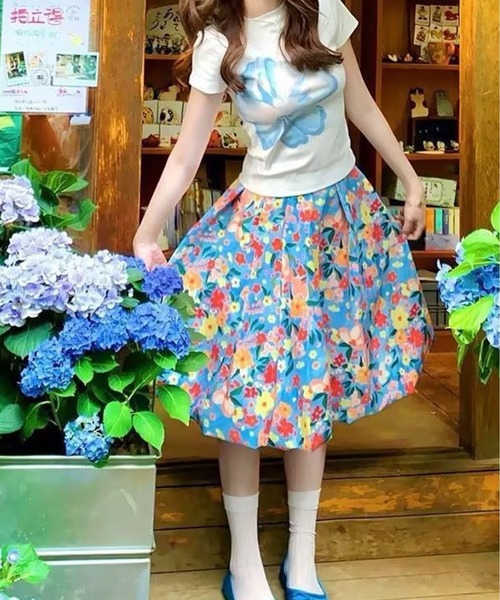 AsheKsha(アシクシャ)の「小花柄スカート(スカート・レディース・マルチ・F)」の6枚目の写真
