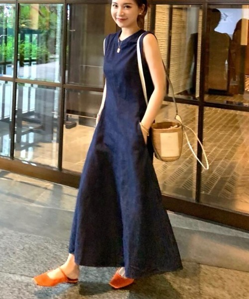 semplice（センプリチェ）の「ノースリーブデニムワンピース（ワンピース・レディース・ブルー・S/M/L）」の5枚目の写真