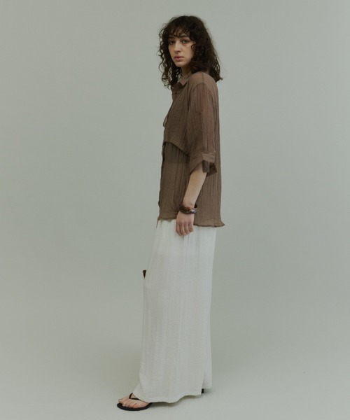 Plumel（プルメル）の「Wrinkle Sheer Bustier Shirt / リンクルシアービスチェシャツ（シャツ/ブラウス・レディース・ベージュ/オフホワイト/ブラウン・MEDIUM）」の20枚目の写真