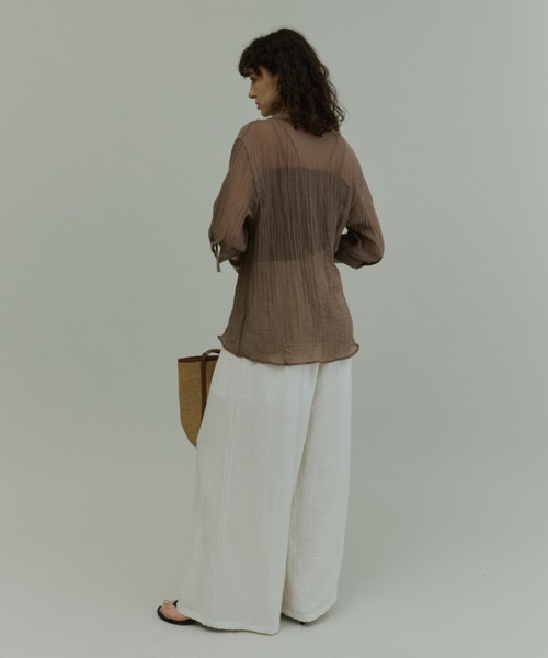 Plumel（プルメル）の「Wrinkle Sheer Bustier Shirt / リンクルシアービスチェシャツ（シャツ/ブラウス・レディース・ベージュ/オフホワイト/ブラウン・MEDIUM）」の21枚目の写真