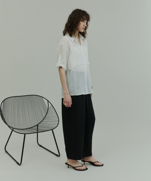 Plumel（プルメル）の「Wrinkle Sheer Bustier Shirt / リンクルシアービスチェシャツ（シャツ/ブラウス・レディース・ベージュ/オフホワイト/ブラウン・MEDIUM）」の5枚目の写真