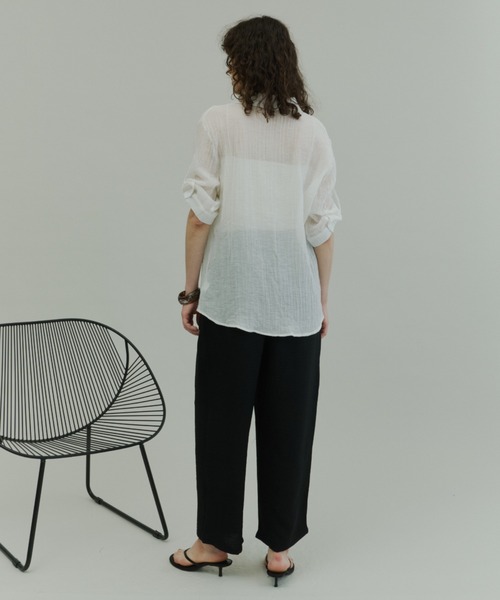 Plumel（プルメル）の「Wrinkle Sheer Bustier Shirt / リンクルシアービスチェシャツ（シャツ/ブラウス・レディース・ベージュ/オフホワイト/ブラウン・MEDIUM）」の6枚目の写真