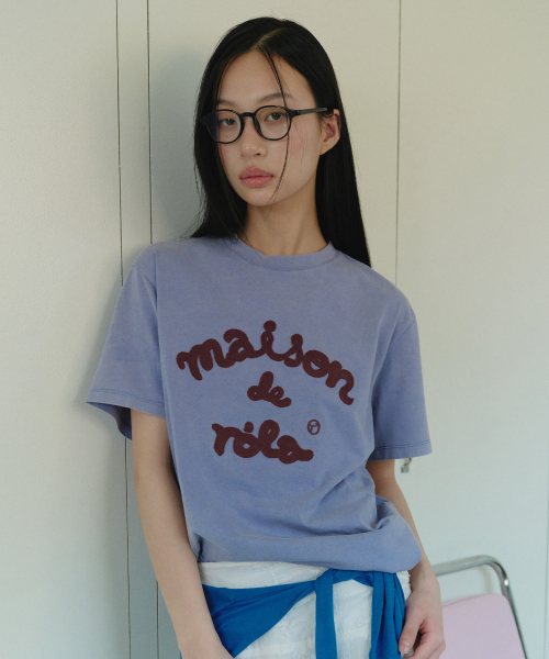 ROLAROLA(ロラロラ)の「MAISON DE ROLA EMBROIDERY PIGMENT LOOSE FIT T-SHIRT BLUE(Tシャツ/カットソー・レディース・ブルー・FREE)」の2枚目の写真