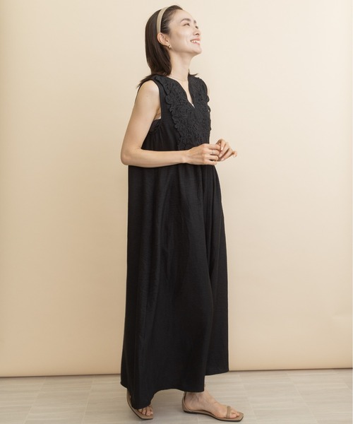 lodie(ロディ)の「胸レース・ノースリワンピース(ワンピース・レディース・ベージュ/ブラック・FREE)」の7枚目の写真
